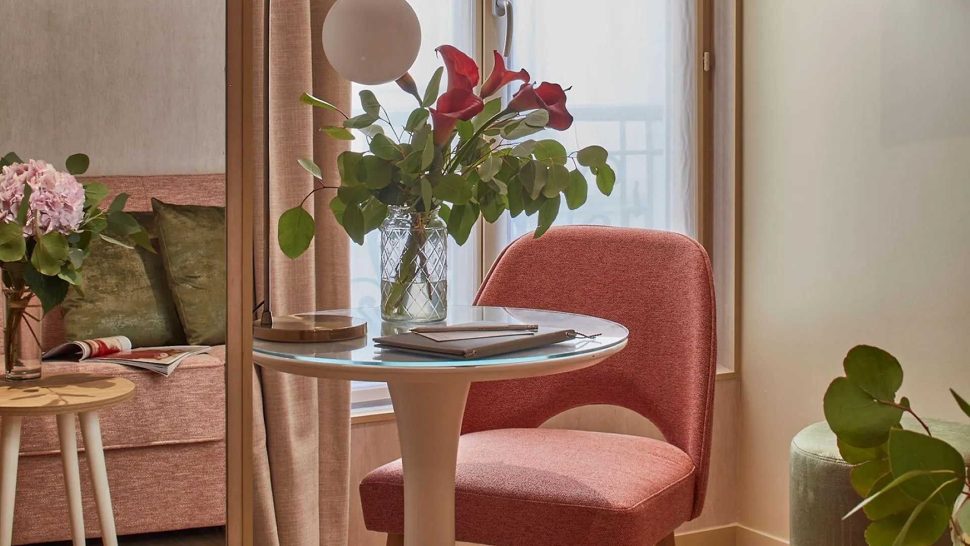 Hotel Atmospheres