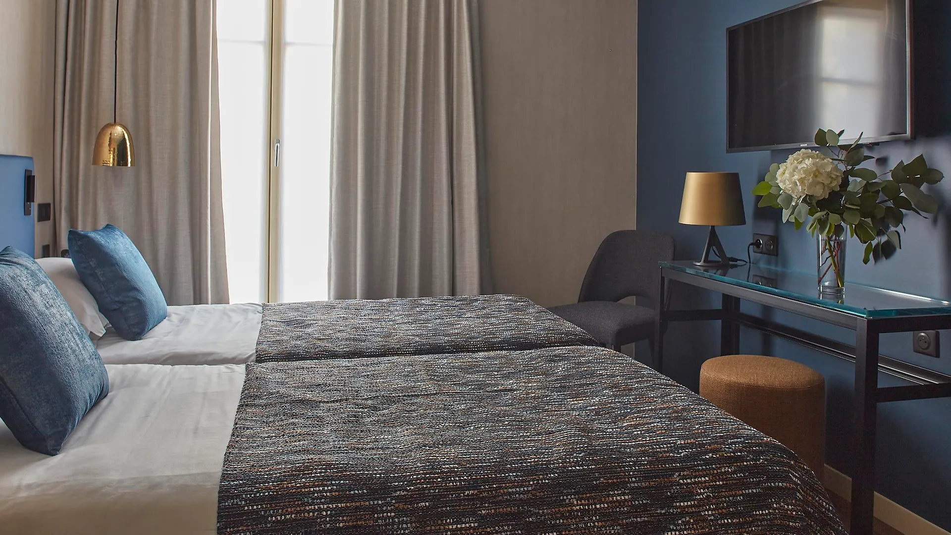 Atmospheres Hotel Paris