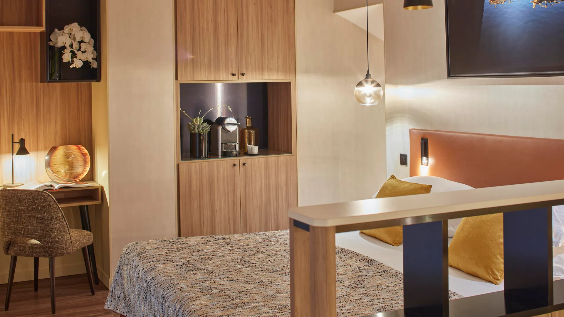 Hotel Atmospheres Paris
